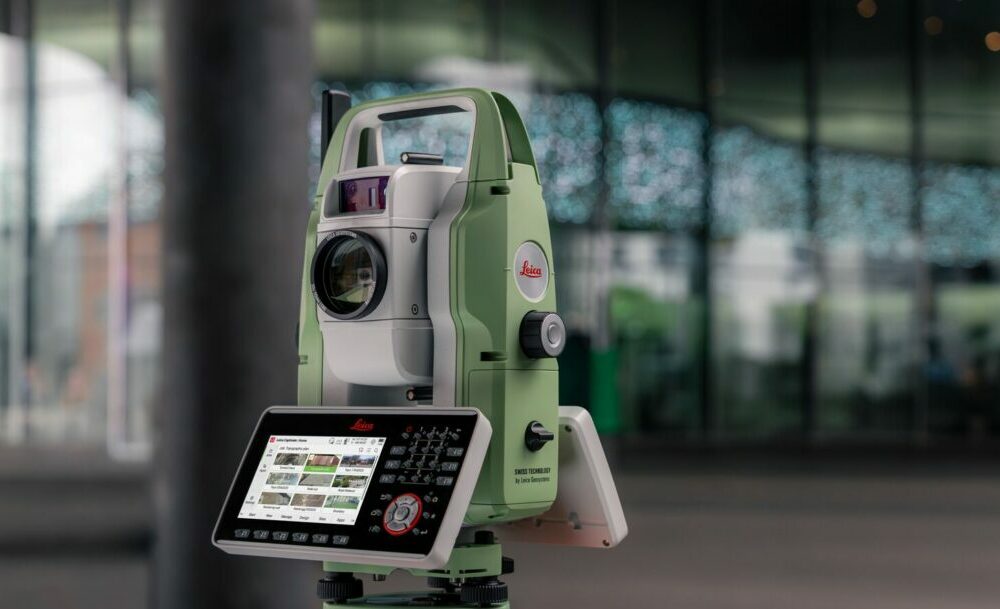 Web_Marquee-Leica TS20 Application Cadastral Surveying 300dpi (9) Web_Marquee-Leica TS20 Application Cadastral Surveying 300dpi (9)
